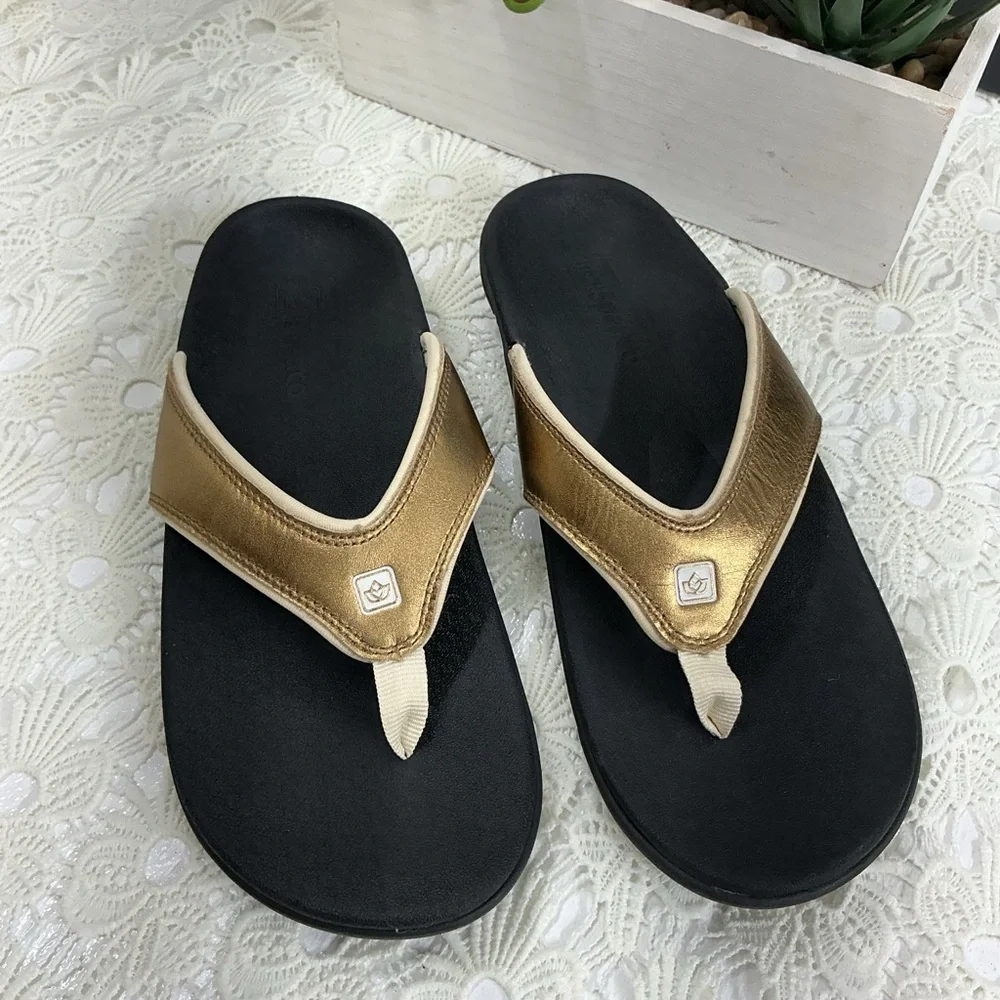 Spenco Women's Black and Gold Sandals